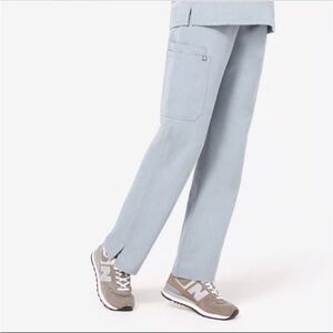 Figs Women’s Kade Cargo Scrub Pants